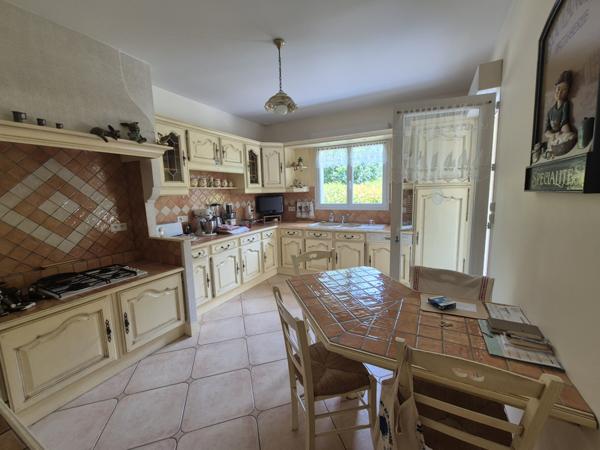 Maison 4 pièce(s) 3 chambre(s) 150 m²