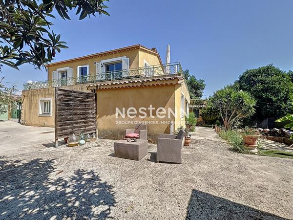 VALLAURIS - Maison - 230m² - Terrain 525m² - Projet promoteur - Hauteur autorisé - Proche commodités