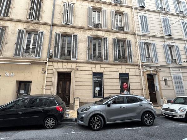 Location Local commercial 4 pièces 153 m² - 27 RUE MIRABEAU Toulon 83000