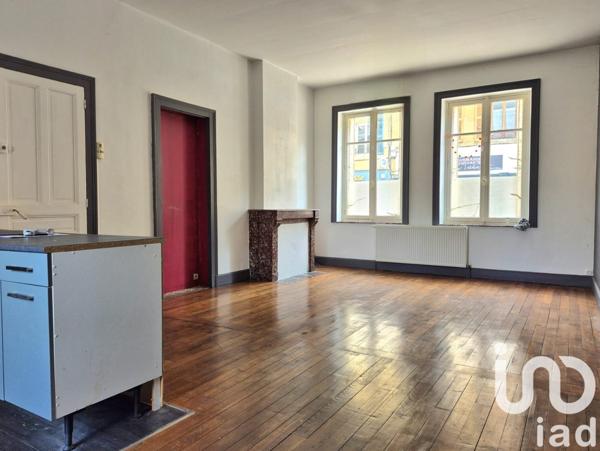 Immeuble à vendre 237 m² Mouzon