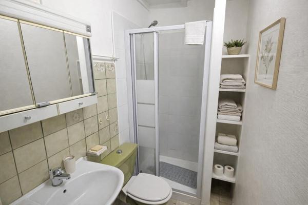 Maison dans quartier résidentiel avec possibilité d'extension