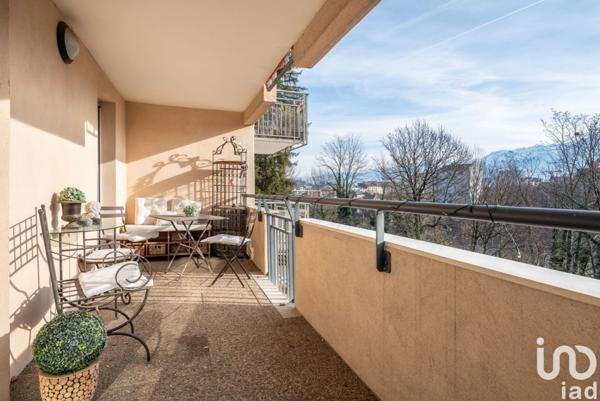 Appartement 4 pièces de 83 m² à Grenoble (38000)