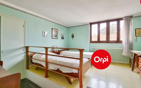 Maison à vendre    6 pièces • 162 m2 Saint-Priest