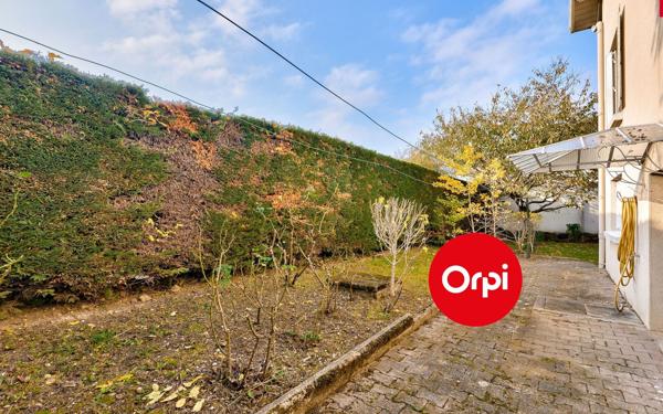 Maison à vendre    6 pièces • 162 m2 Saint-Priest