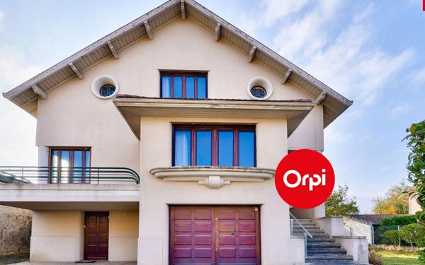 Maison à vendre    6 pièces • 162 m2 Saint-Priest