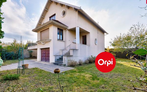 Maison à vendre    6 pièces • 162 m2 Saint-Priest