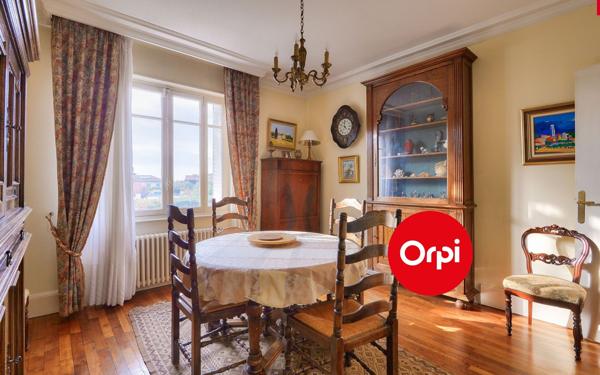 Maison à vendre    6 pièces • 162 m2 Saint-Priest