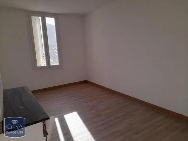 Appartement à louer 3 pièces 70.35m² Clermont-l'Hérault (34800)