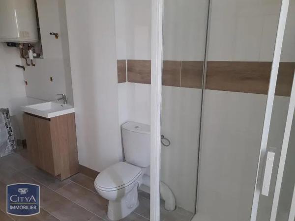Appartement à louer 3 pièces 70.35m² Clermont-l'Hérault (34800)