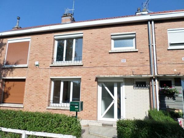 Maison 3 chambres avec jardin et garage