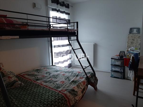 Appartement 4 pièce(s) 82 m2 avec terrain 64 m², proche de la toison d'or