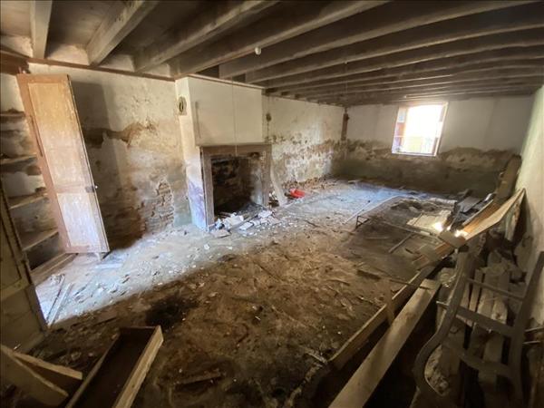 Maison à vendre |  Saint-Plantaire |  1 pièce | 31 m²