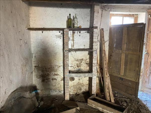 Maison à vendre |  Saint-Plantaire |  1 pièce | 31 m²