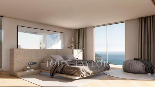 Villa face à la mer sur 6000m² de terrain