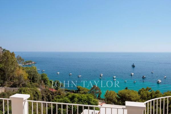 Villa face à la mer sur 6000m² de terrain