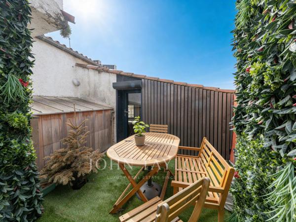 Loft avec terrasse au dernier étage – Centre historique d’Aix-en-Provence