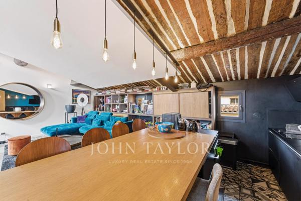 Loft avec terrasse au dernier étage – Centre historique d’Aix-en-Provence