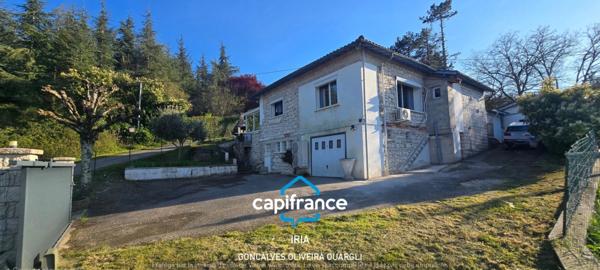 Maison en pierre semi-enterrée à vendre 5 pièces PUJOLS (47)