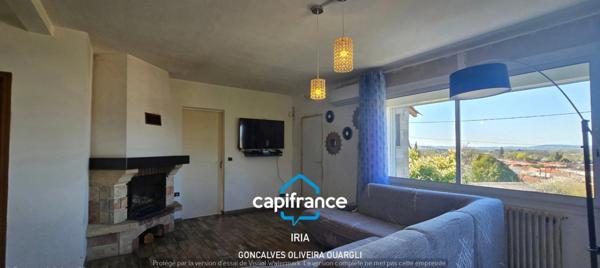 Maison en pierre semi-enterrée à vendre 5 pièces PUJOLS (47)