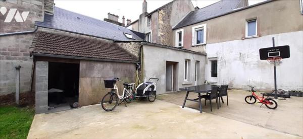 MAISON EQUEURDREVILLE CENTRE 4 CHAMBRES + JARDIN