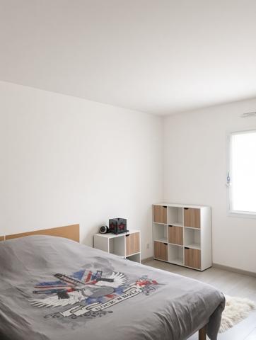 Maison
         4 pièces
        - 78 m² 365 800 € *