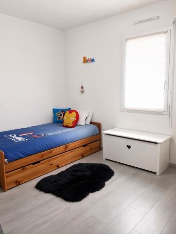 Maison
         4 pièces
        - 78 m² 365 800 € *