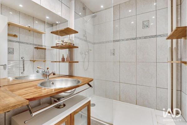 Appartement à vendre 3 pièces 57 m² Courbevoie