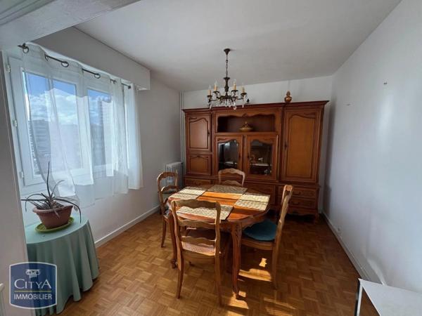 Appartement à louer 4 pièces 78m²