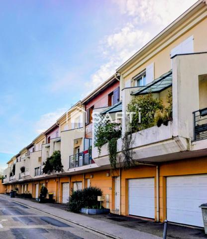 MAISON DUPLEX de 95 M2 sur son GARAGE de 40 M2 - TERRASSE de 100 M2 au CALME -