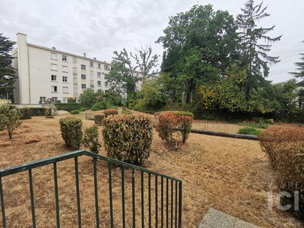 Appartement Orvault 2 pièce(s) 50.80 m2 refait avec balcon cave privative