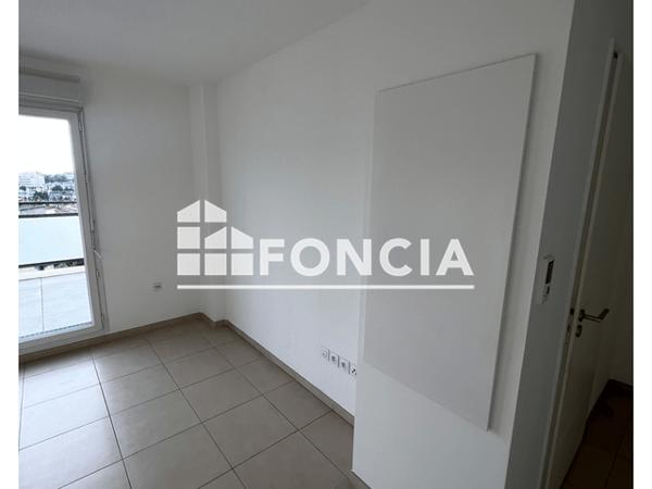 Location Appartement 2 pièces 39.66 m² - 73 BD DE ROUX Marseille 13004