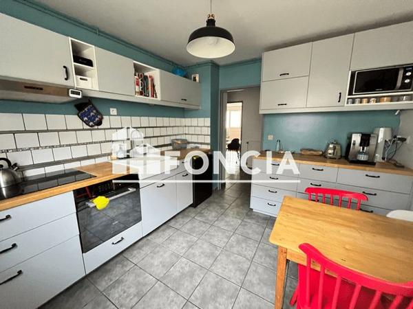 À vendre Appartement 4 pièces 83.44 m² - Villeurbanne 69100