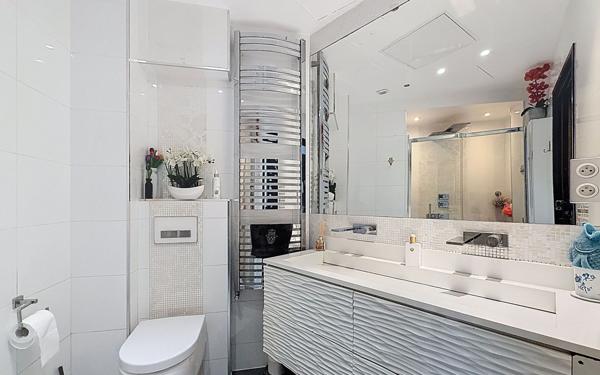 Maison à vendre    6 pièces • 153 m2 Suresnes