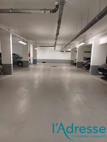 PLACE DE PARKING EN SOUS SOL dans résidence récente