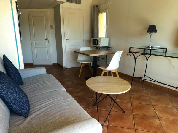 Appartement à vendre 1 pièces GREOUX LES BAINS (04)