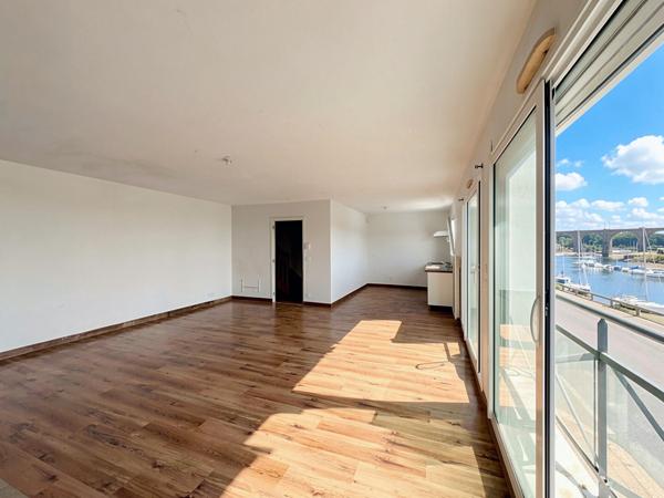 Maison de ville - 106m² - 3 chambres - Double garage - Vue Blavet