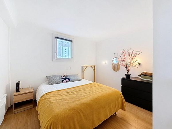 APPARTEMENT T2 CLIMATISÉ 35m² - PLACE DES CORPS SAINTS