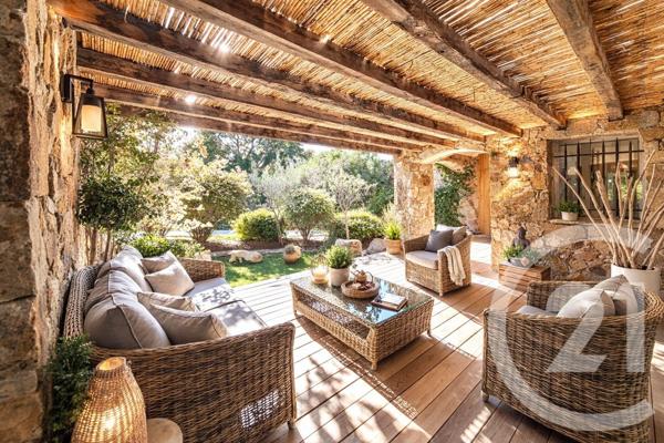 Maison à vendre  6 pièces - 225 m2 LECCI - 201