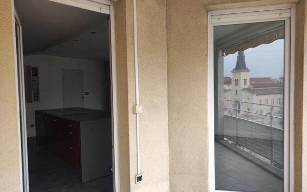 Appartement à louer    3 pièces • 69,35 m2 Villeurbanne