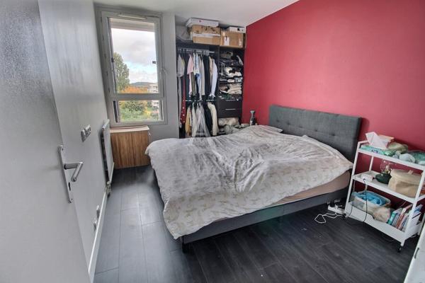 Appartement 3 pièces sur Elancourt avec parking sous-sol