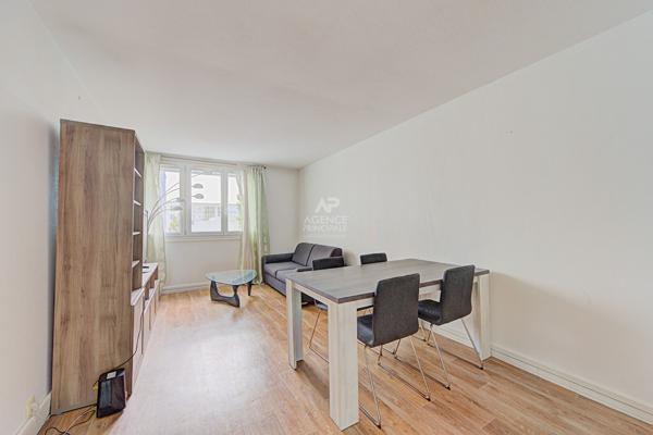 Appartement Saint Germain En Laye 3 pièces 66.43 m2 340 000 € **  - Référence  18896