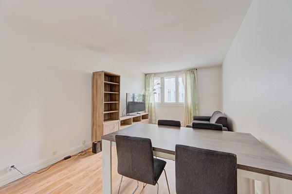 Appartement Saint Germain En Laye 3 pièces 66.43 m2 340 000 € **  - Référence  18896