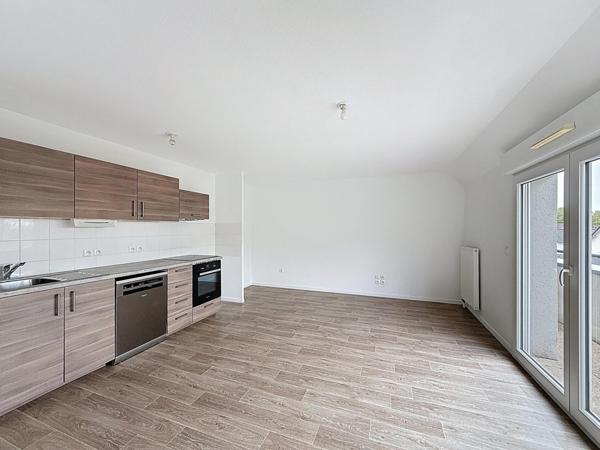 T3, au 3eme étage avec ascenseur très calme