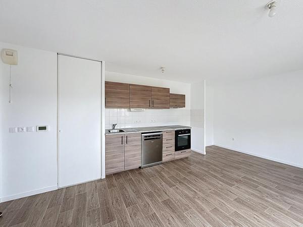 T3, au 3eme étage avec ascenseur très calme