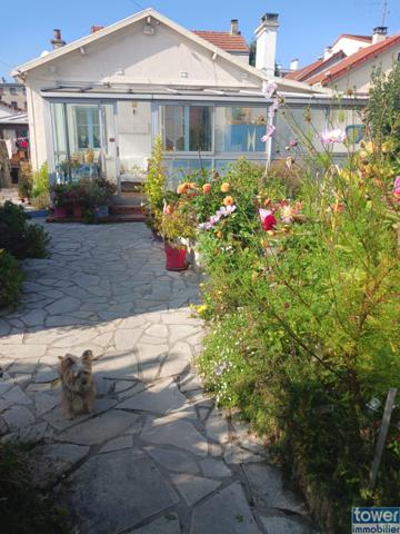 Charmante maison de plain-pied avec dépendance et garage – Quartier Économie