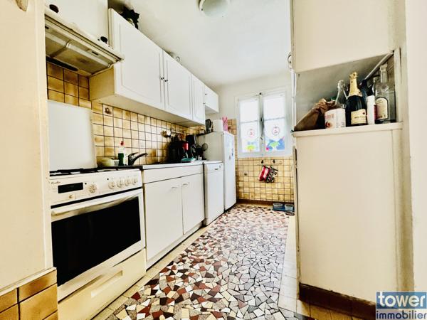 Charmante maison de plain-pied avec dépendance et garage – Quartier Économie