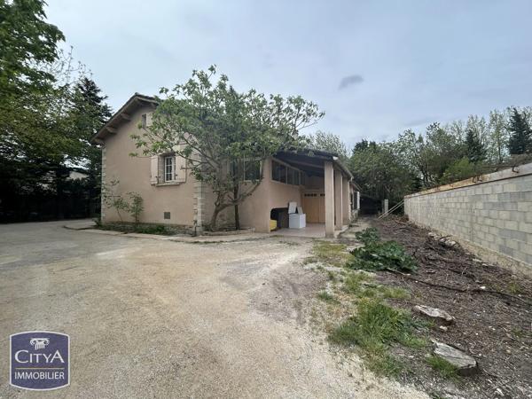 Maison à vendre 7 pièces 150m² Entraigues-sur-la-Sorgue (84320)