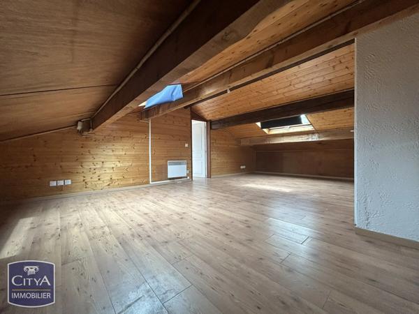 Maison à vendre 7 pièces 150m² Entraigues-sur-la-Sorgue (84320)