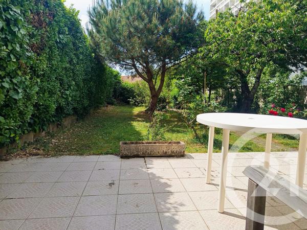 Maison à vendre  6 pièces - 110 m 2   LA ROCHELLE  - 17