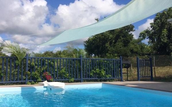 Maison à vendre    9 pièces •  Sainte-Anne